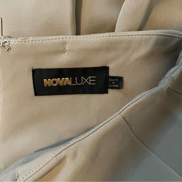 Fashion Nova Mackenzie Taupe Sleeveless Blazer Pleated Mini Skirt Set Medium NWT - Picture 8 of 10